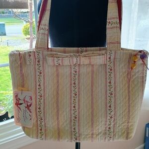 Women's Cream & Pink Striped Floral Tote Bag